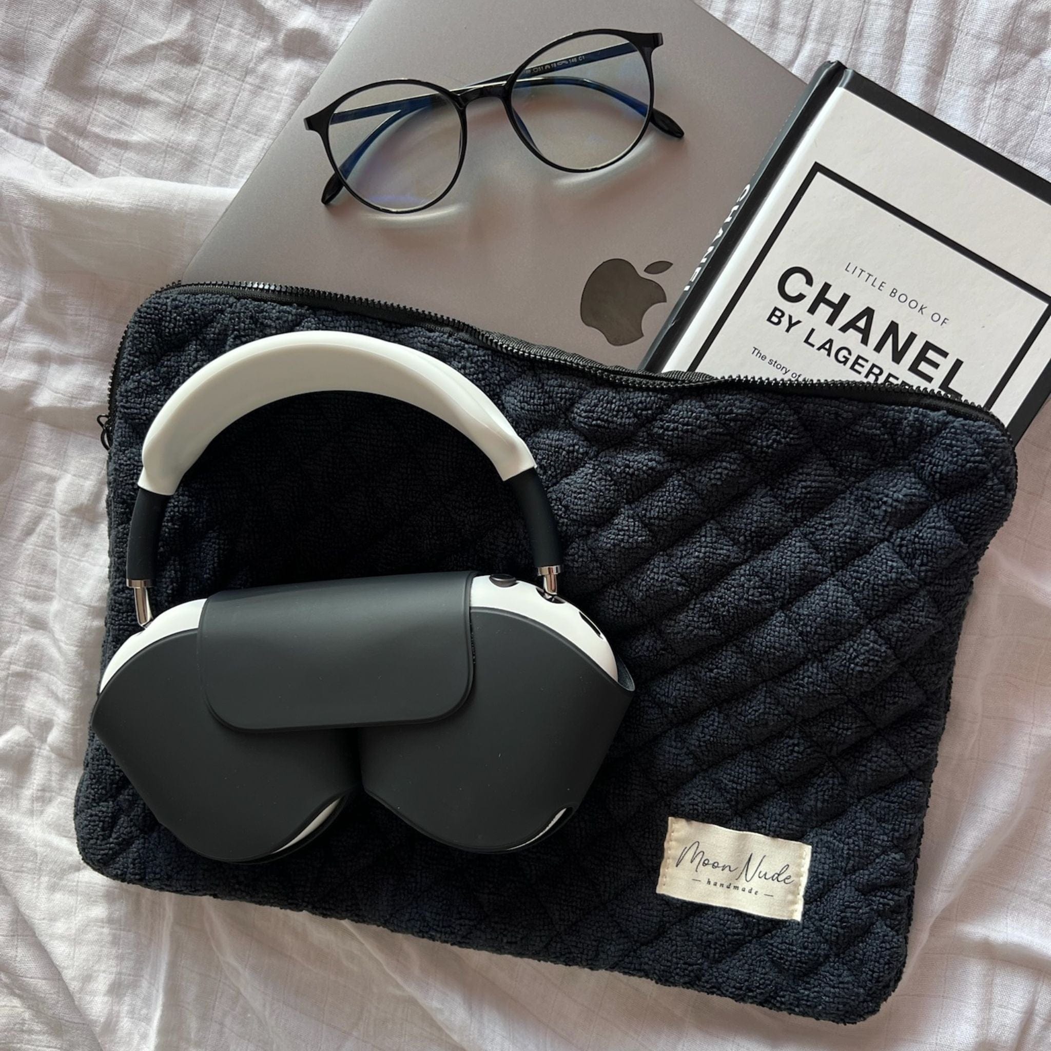 Moon Nude Space Laptop Sleeve